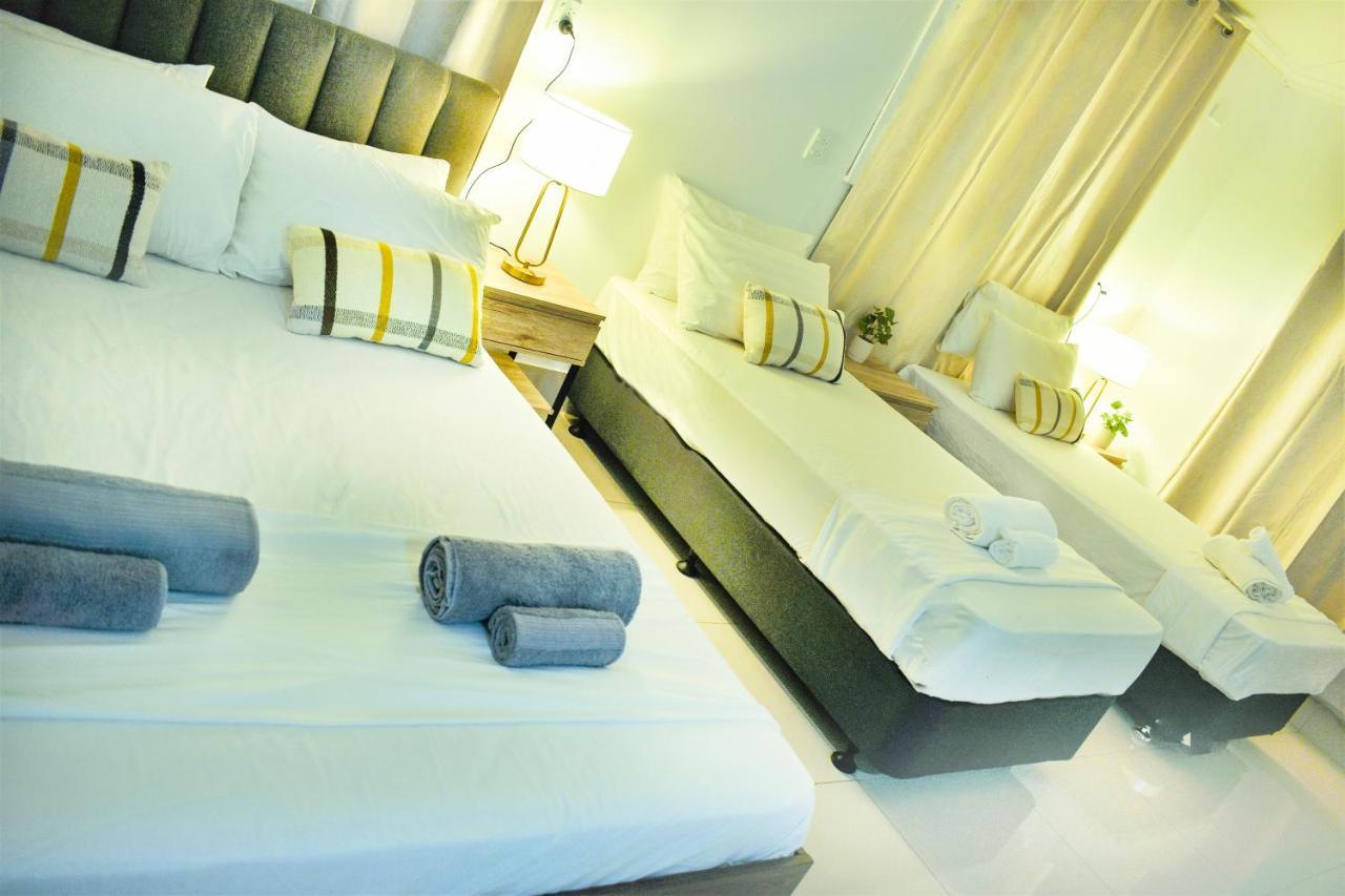 K - Town Hotel Катерін Екстер'єр фото