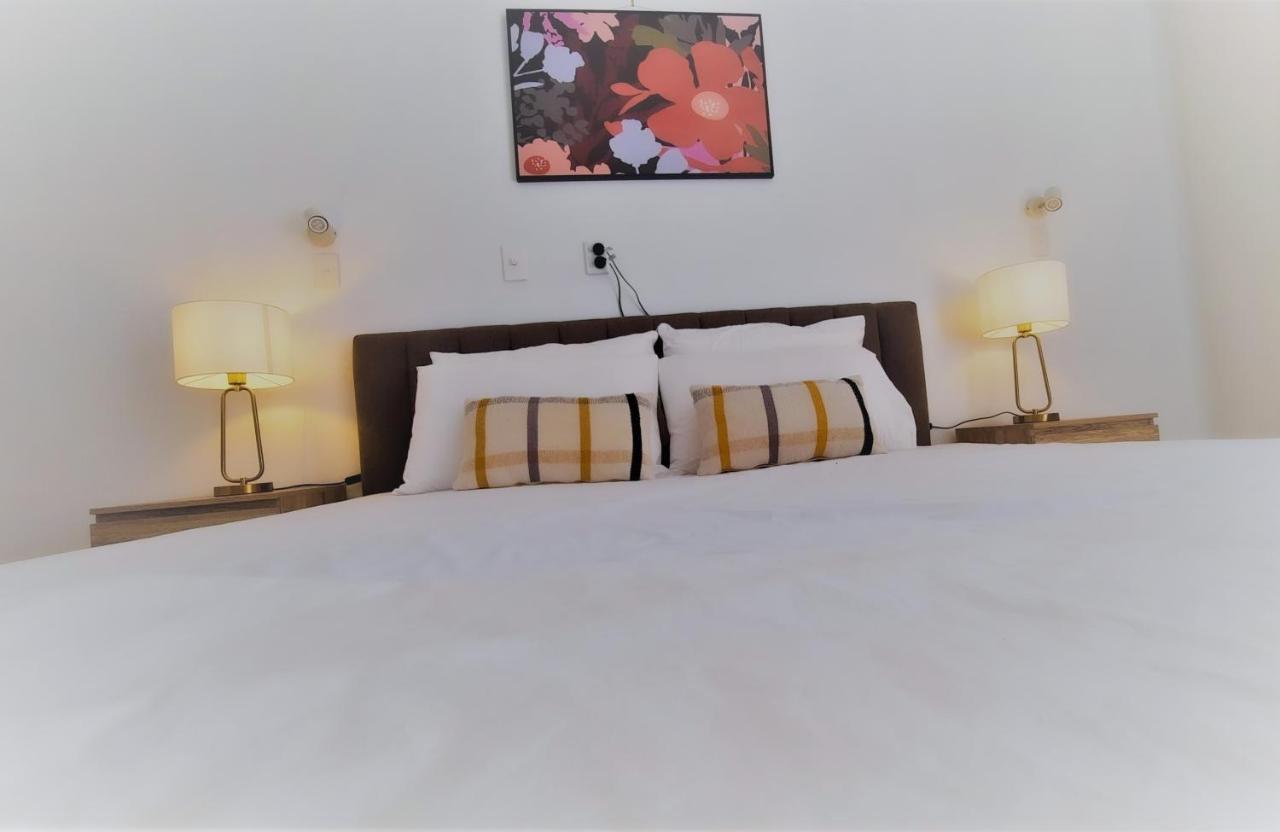 K - Town Hotel Катерін Екстер'єр фото